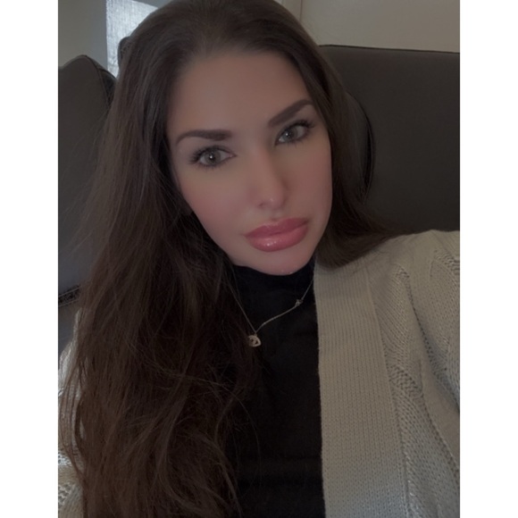 ▪️ABOUT ME▪️ - Picture 2 of 16